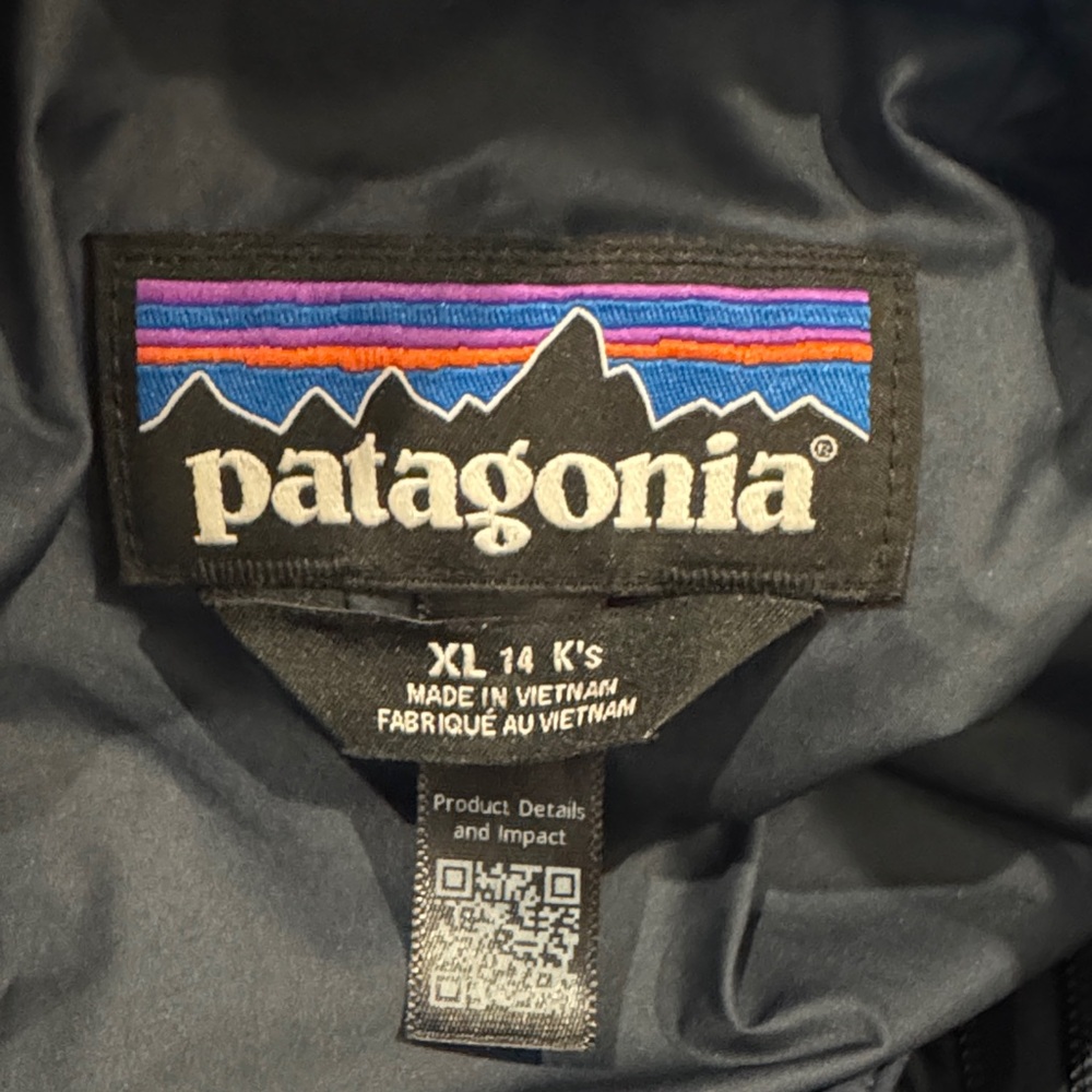 Patagonia Kids ‘Nano Puff’ Quilted Jacket - Picture 3 of 3